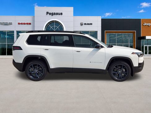 New 2026 Jeep Cherokee Limited AWD/4WD image 7