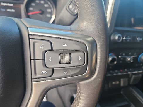 Used 2021 Chevrolet Silverado 1500 LT Trail Boss w/ Convenience Package II image 17