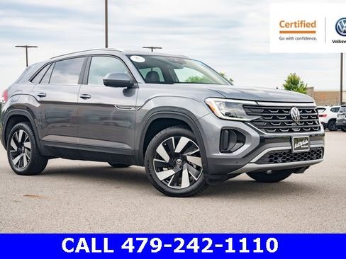 Certified 2024 Volkswagen Atlas Cross Sport SE image 8