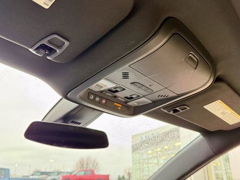 Used 2017 Cadillac XT5 Premium Luxury image 27