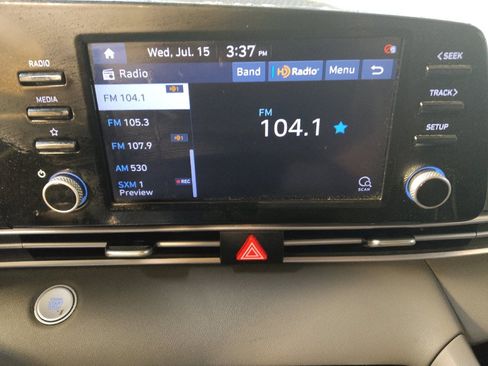 Used 2021 Hyundai Elantra SEL w/ Convenience + Premium Package FWD image 25