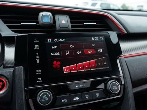 Used 2017 Honda Civic Type R image 19