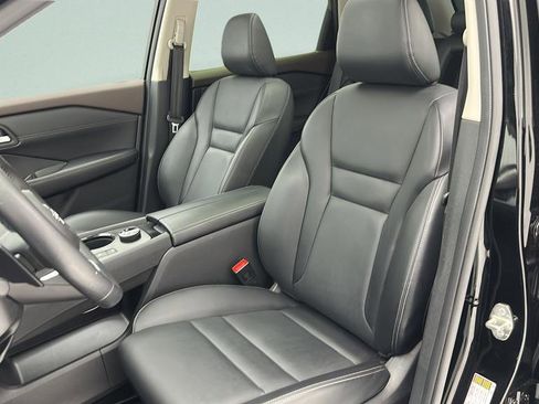 Used 2023 Nissan Rogue SV w/ SV Premium B Package AWD/4WD image 15