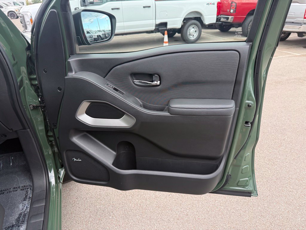 Used 2024 Nissan Frontier SV w/ SV Convenience Package RWD image 26
