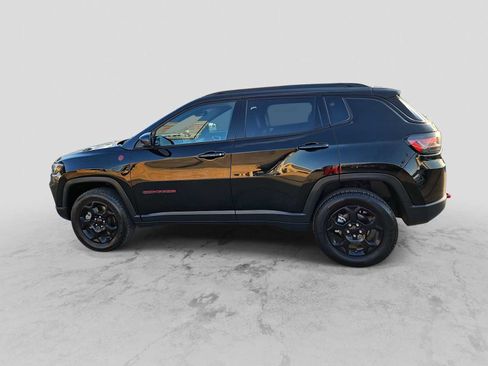 Used 2023 Jeep Compass Trailhawk w/ Trailhawk Elite Group image 5