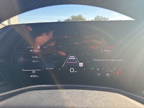 Used 2025 Audi Q5 Premium w/ Convenience Package image 22