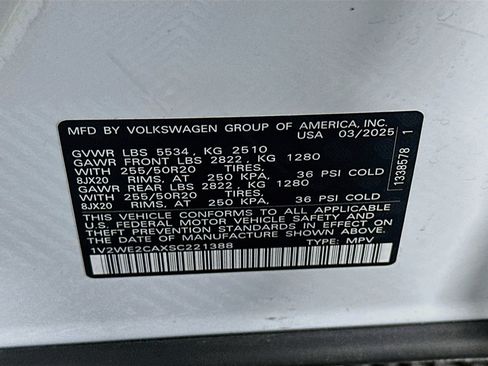 Used 2025 Volkswagen Atlas Cross Sport SE FWD image 12