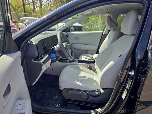 New 2026 Hyundai Kona SEL Sport AWD/4WD image 11