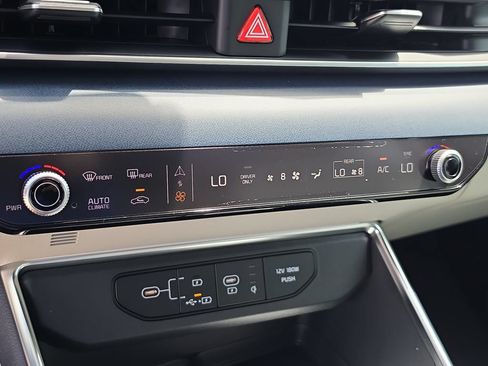 New 2026 Kia Carnival SX FWD image 27