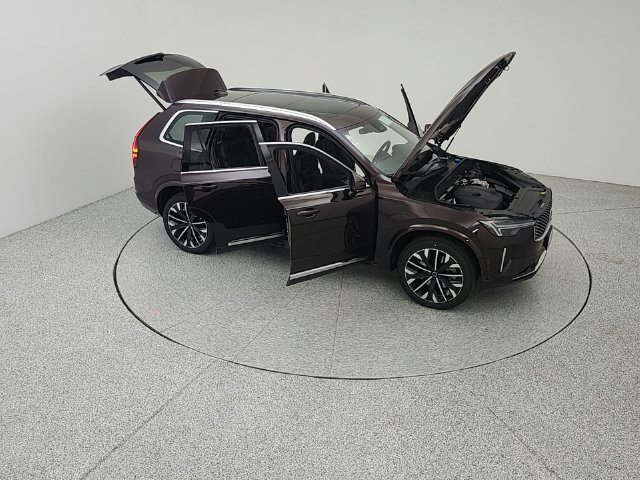 New 2026 Volvo XC90 T8 Ultra w/ Protection Package Premier AWD/4WD image 22
