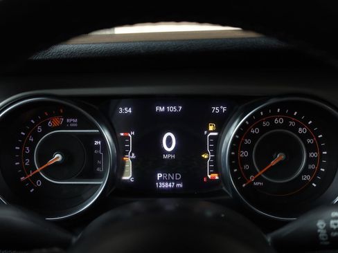 Used 2021 Jeep Wrangler Sport AWD/4WD image 39