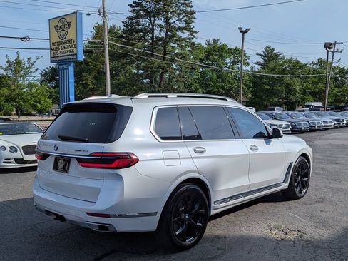 Used 2023 BMW X7 xDrive40i w/ Premium Package AWD/4WD image 8