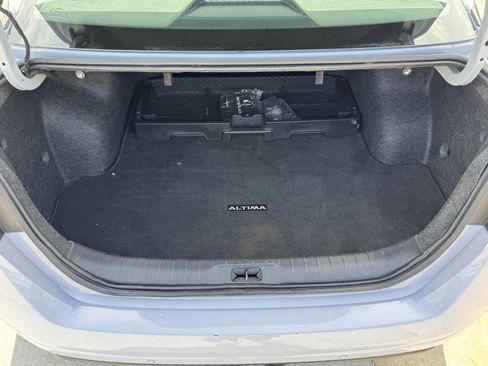 Used 2025 Nissan Altima 2.5 SR image 30