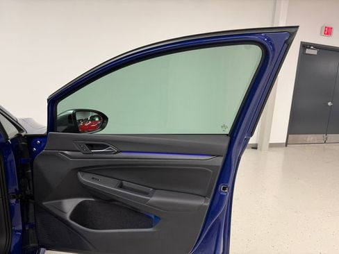 Used 2024 Volkswagen Golf R AWD/4WD image 31