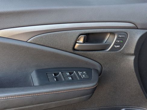 Used 2022 Honda Passport TrailSport image 12