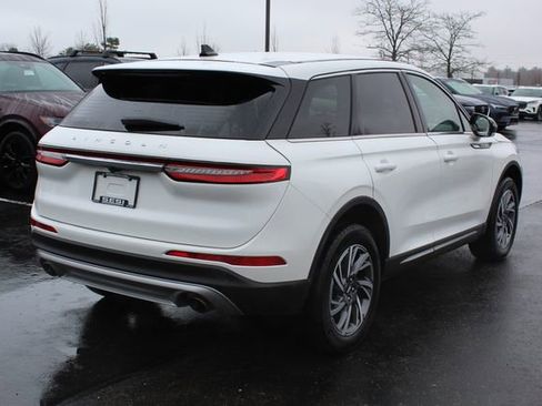 Used 2023 Lincoln Corsair AWD image 3