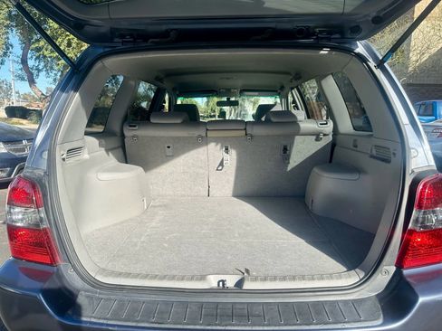 Used 2004 Toyota Highlander 2WD image 14