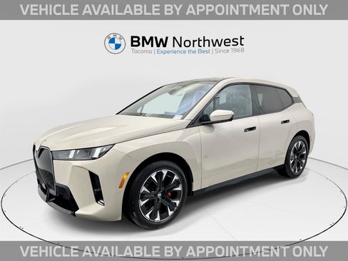 Used 2026 BMW iX xDrive60 w/ M Sport Package image 1