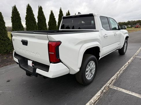 New 2026 Toyota Tacoma SR5 image 2