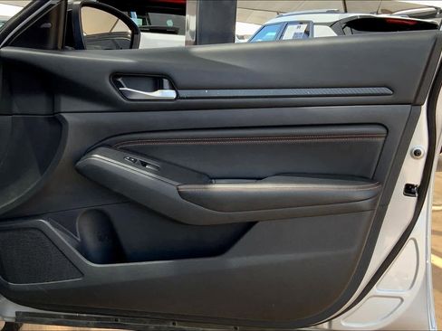 Used 2022 Nissan Altima 2.5 SR image 20