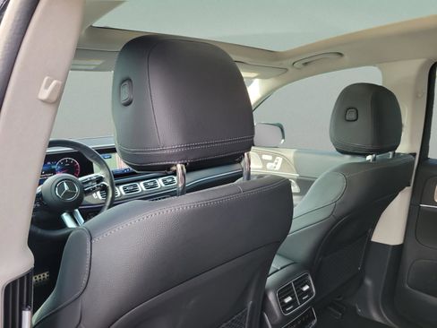 Certified 2026 Mercedes-Benz GLS 450 4MATIC image 36