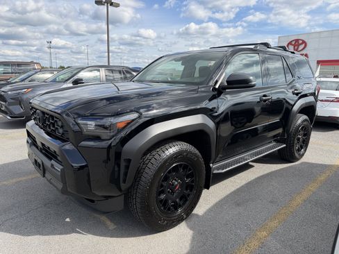 Used 2026 Toyota 4Runner TRD Off-Road AWD/4WD image 4