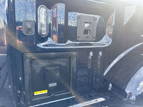 New 2025 Ford F150 Lariat w/ Equipment Group 501A Mid image 14