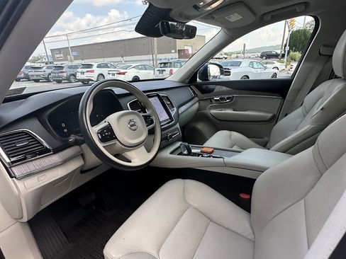 Used 2023 Volvo XC90 B6 Plus w/ Protection Package AWD/4WD image 24