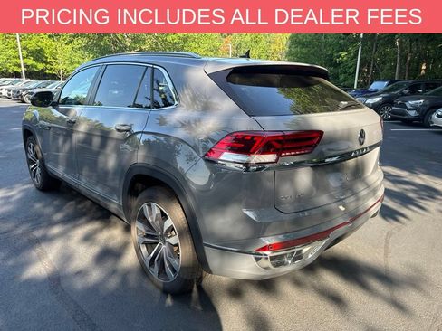Used 2021 Volkswagen Atlas Cross Sport SEL R-Line AWD/4WD image 15