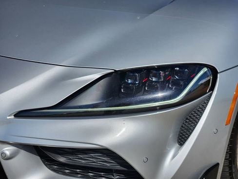 Used 2020 Toyota Supra Premium w/ Driver Assist Package image 9