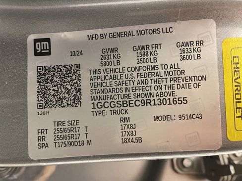 Used 2024 Chevrolet Colorado W/T w/ WT Convenience Package II image 29