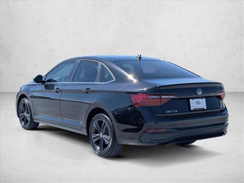 Used 2022 Volkswagen Jetta SE FWD image 8