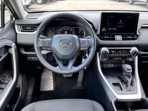 Certified 2025 Toyota RAV4 LE image 5