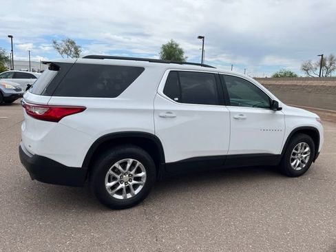 Used 2020 Chevrolet Traverse LT FWD image 4