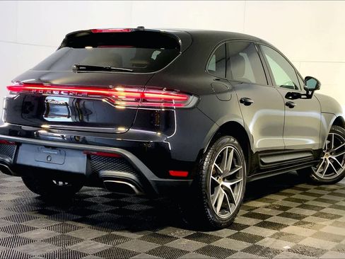 Used 2025 Porsche Macan image 7