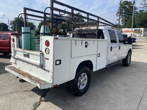 Used 2016 Ford F250 XL w/ XL Appearance Package AWD/4WD image 3
