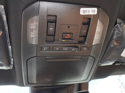 New 2026 Toyota Highlander Platinum image 17