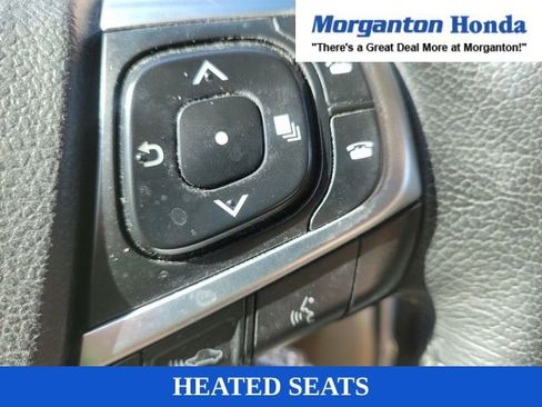 Used 2016 Toyota Camry LE image 9