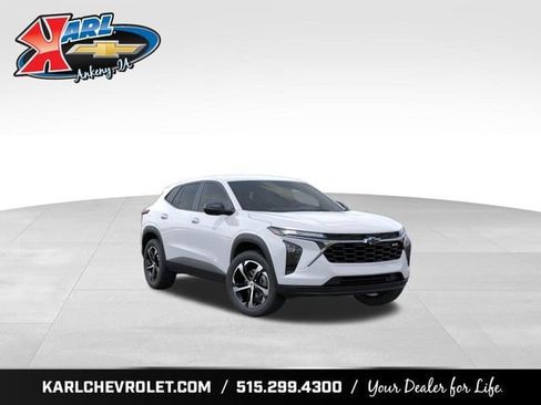 New 2026 Chevrolet Trax RS w/ Driver Confidence Package FWD image 1