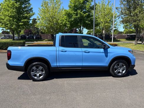 Certified 2025 Honda Ridgeline TrailSport image 7