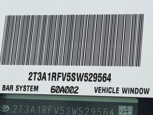 Certified 2025 Toyota RAV4 XLE Premium image 32