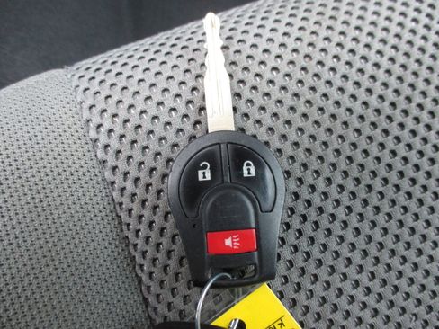 Used 2019 Nissan Frontier SV image 20