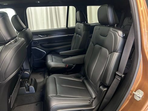 New 2026 Jeep Grand Cherokee L Limited AWD/4WD image 22