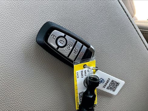 Used 2024 Ford Expedition Max Limited AWD/4WD image 23