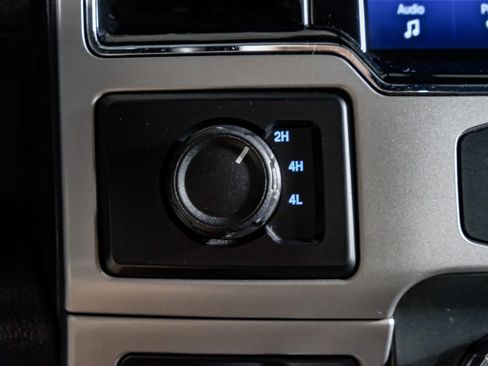 Used 2022 Ford F350 Lariat w/ Lariat Value Package AWD/4WD image 24