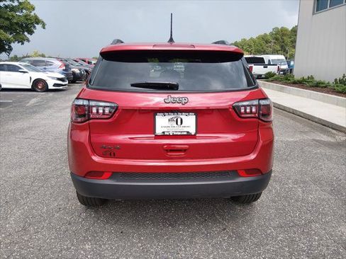 Certified 2026 Jeep Compass Latitude AWD/4WD image 4