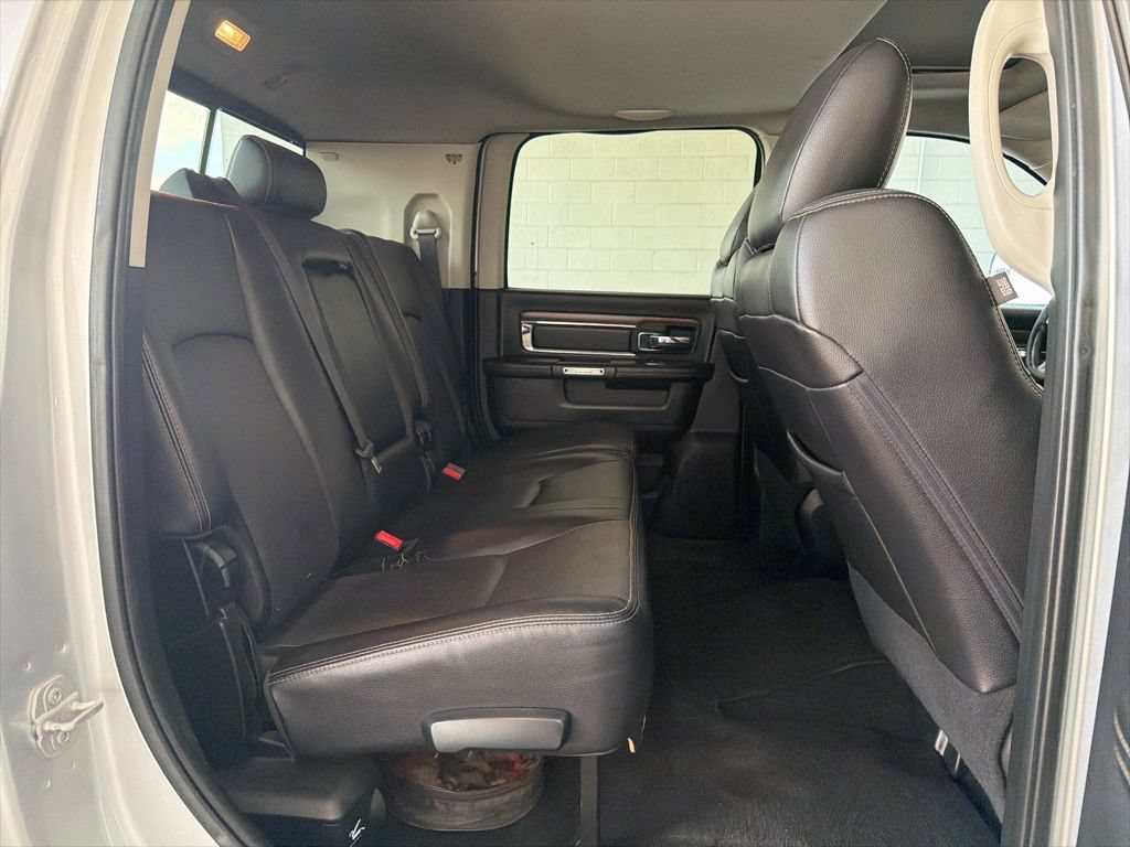Used 2015 RAM 2500 Laramie w/ Convenience Group AWD/4WD image 36