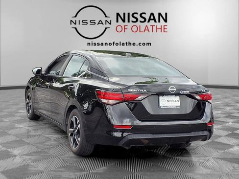 Used 2024 Nissan Sentra SV FWD image 3
