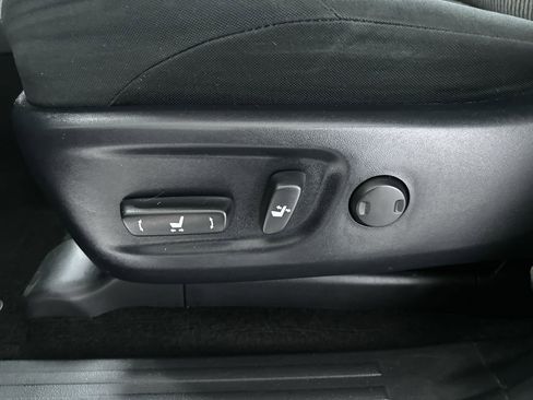 Used 2019 Toyota 4Runner SR5 image 14