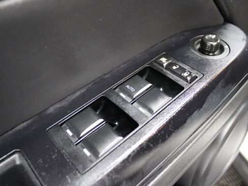 Used 2014 Jeep Compass Sport image 7